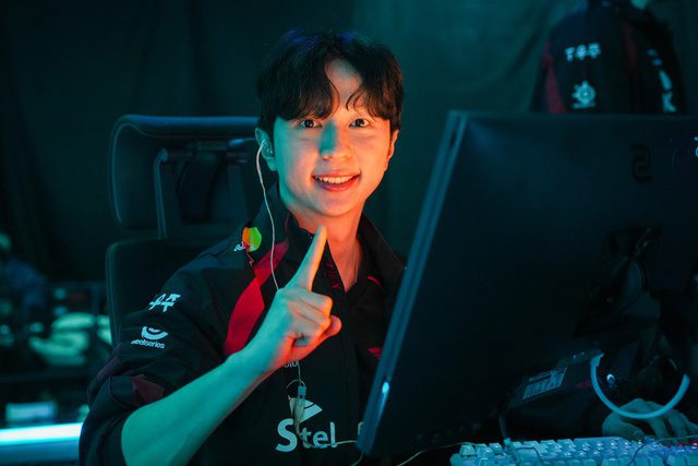 Xccurate comments on Faker's training