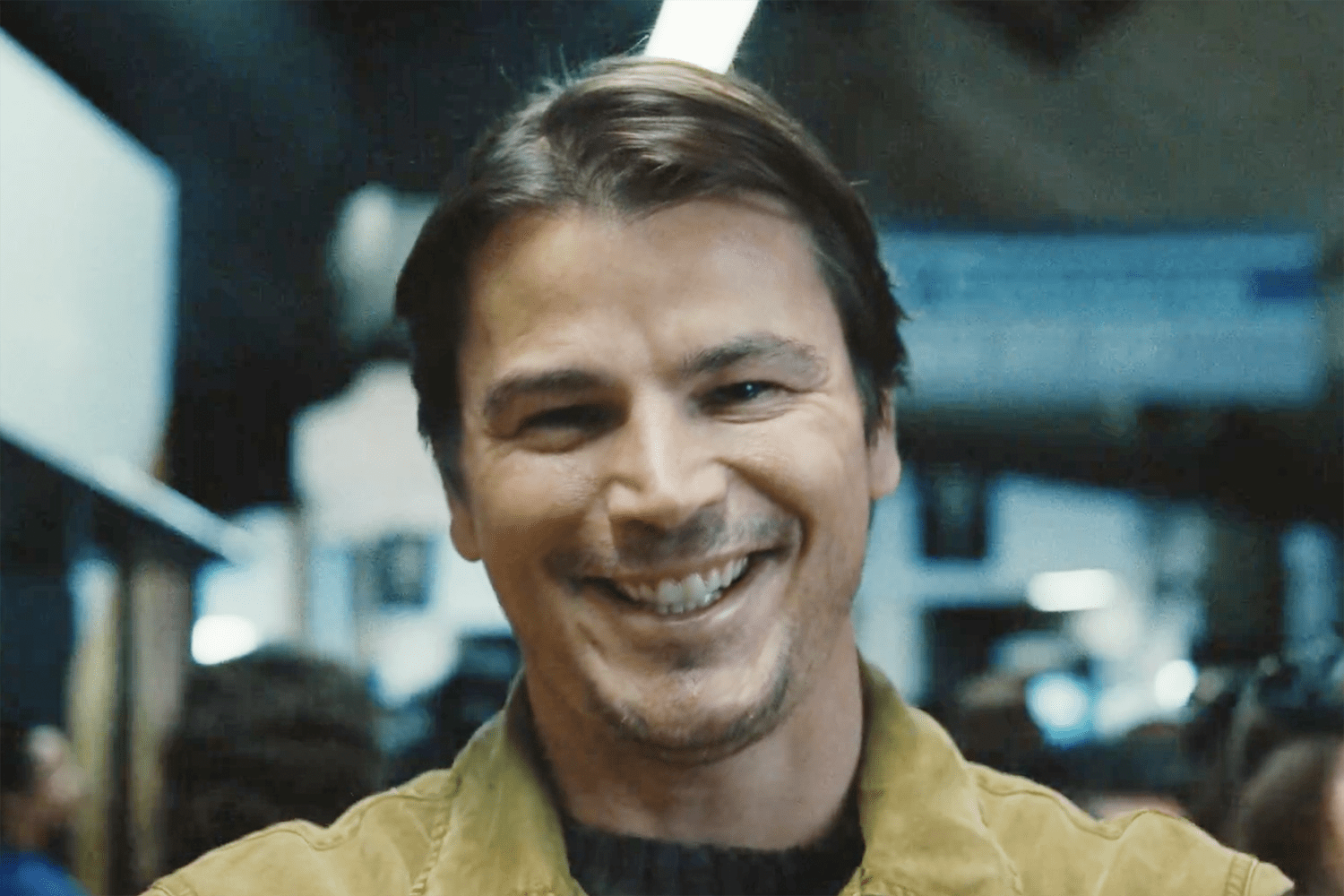 Josh Hartnett makes significant efforts in the lead role of Cooper.