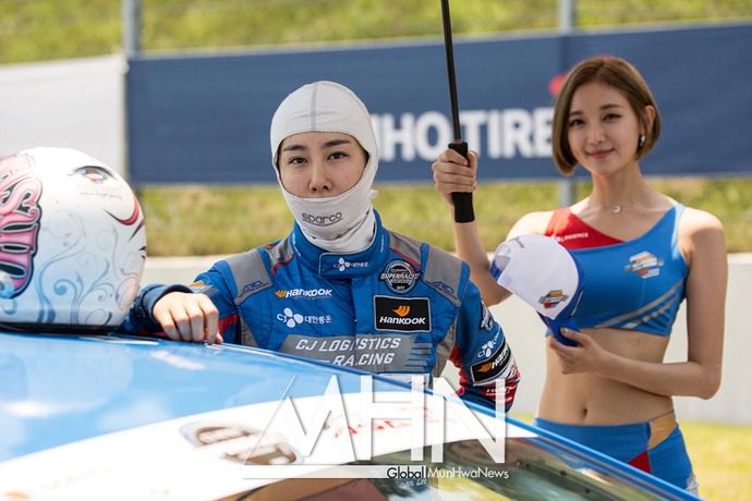 Lee Hwa Sun in professional racing