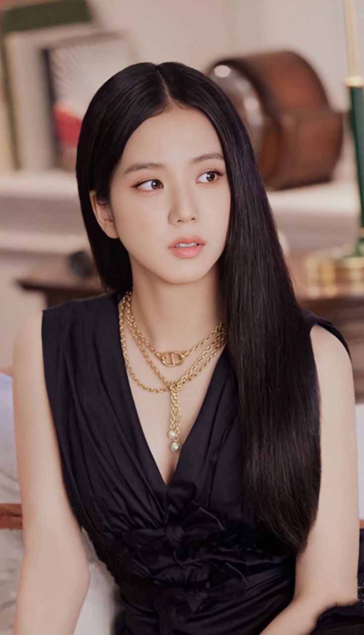 Jisoo (BLACKPINK) has more than 900 partners in the new drama?