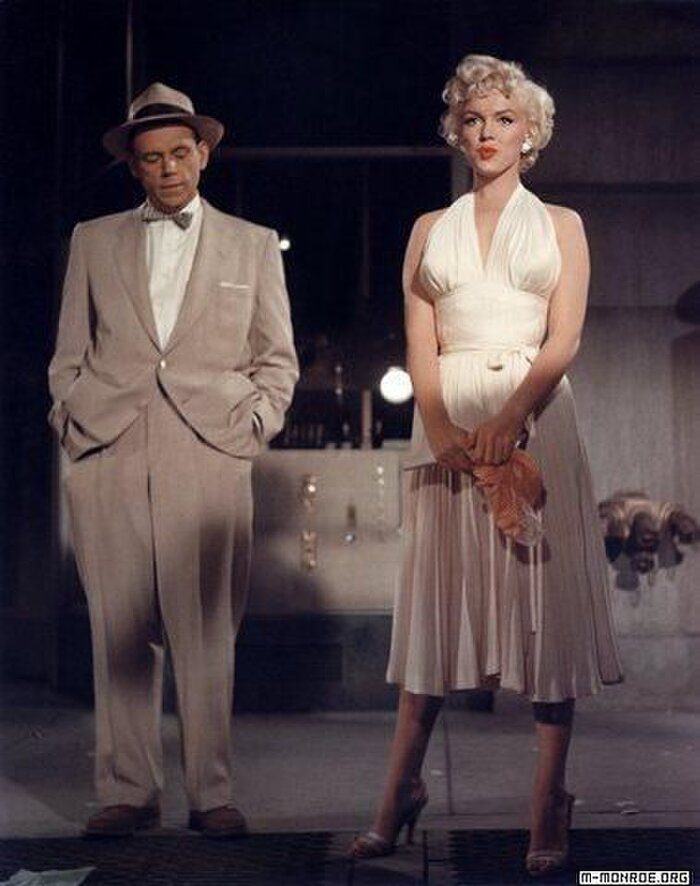 The alluring dynamic between Marilyn Monroe and Richard in the film.